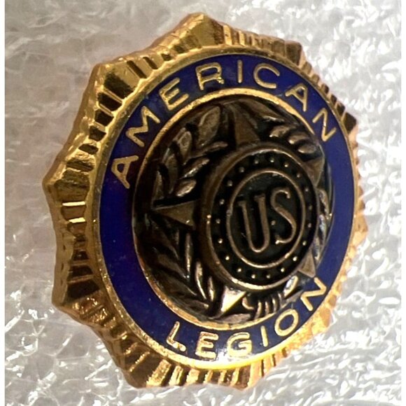 American Legion Gold & Blue Lapel Hat Pin Badge US Vintage Patriotic Collectible - Picture 3 of 3